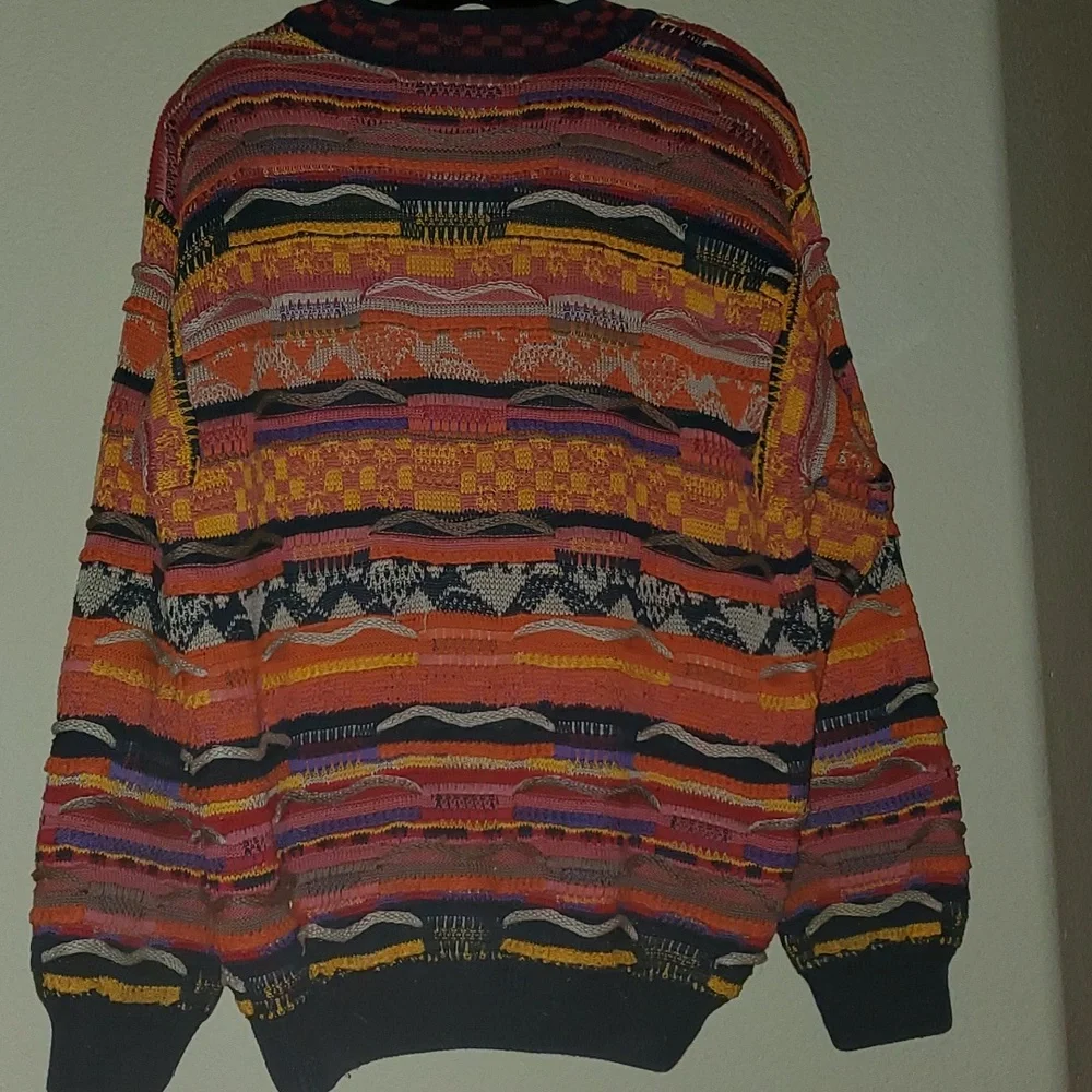 Y2K Authentic Coogi pullover sweater - Picture 4 of 7